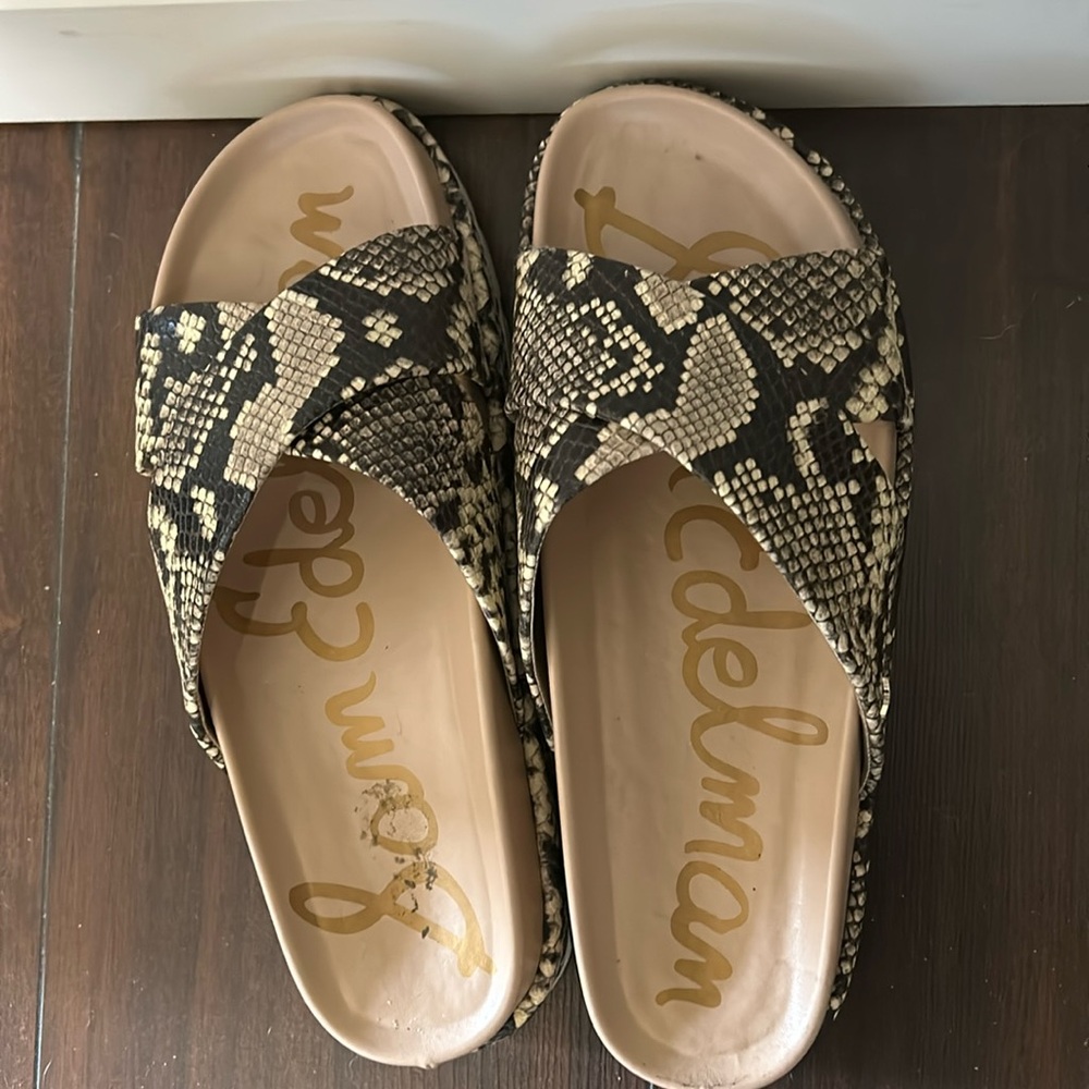 Sam Edelman slide